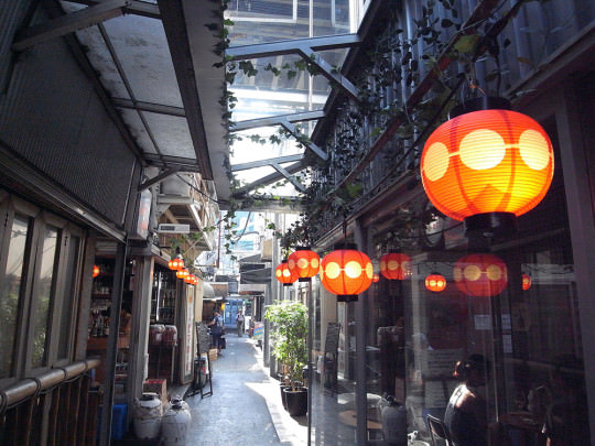roots_tokyo04